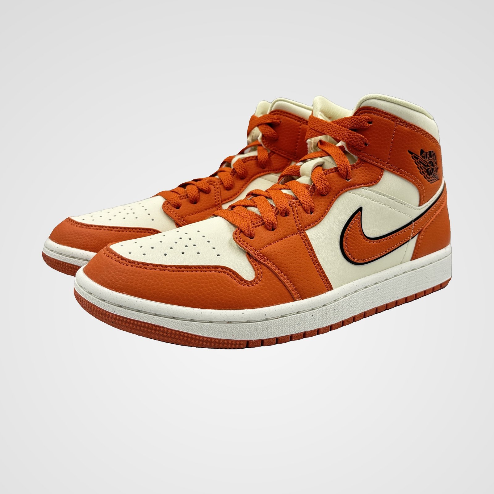 Air Jordan 1 Mid Air Jordan 1 Mid - Image 3